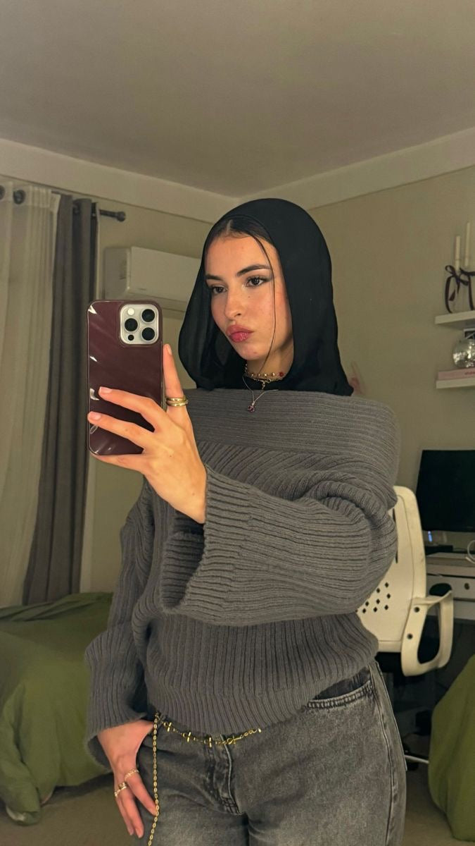 Off-Shoulder sweater