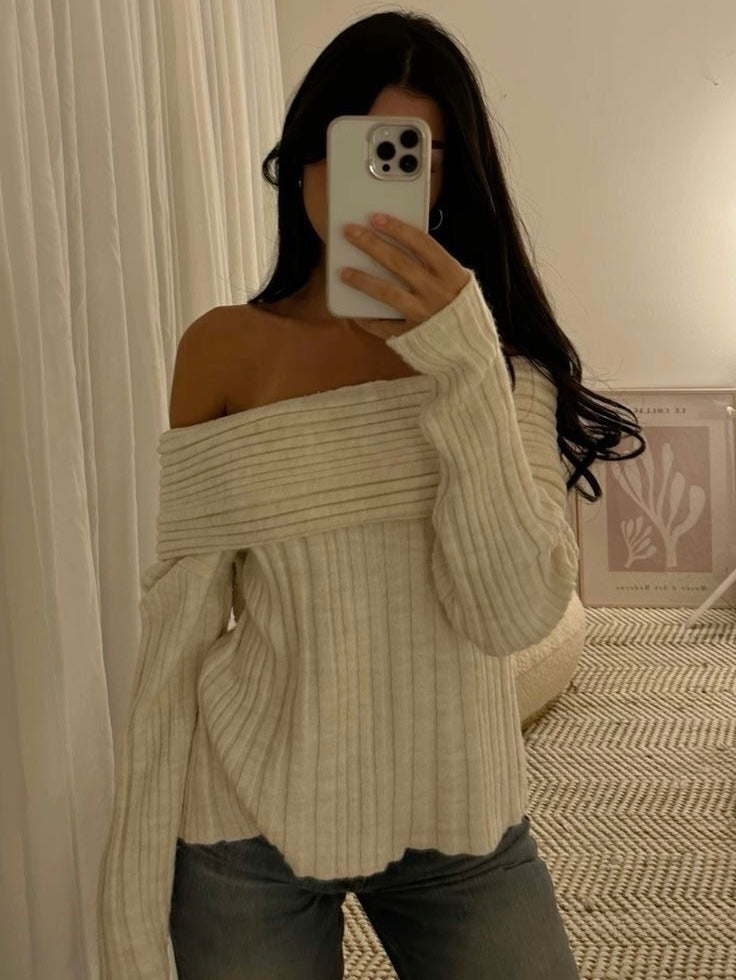 Off-Shoulder sweater