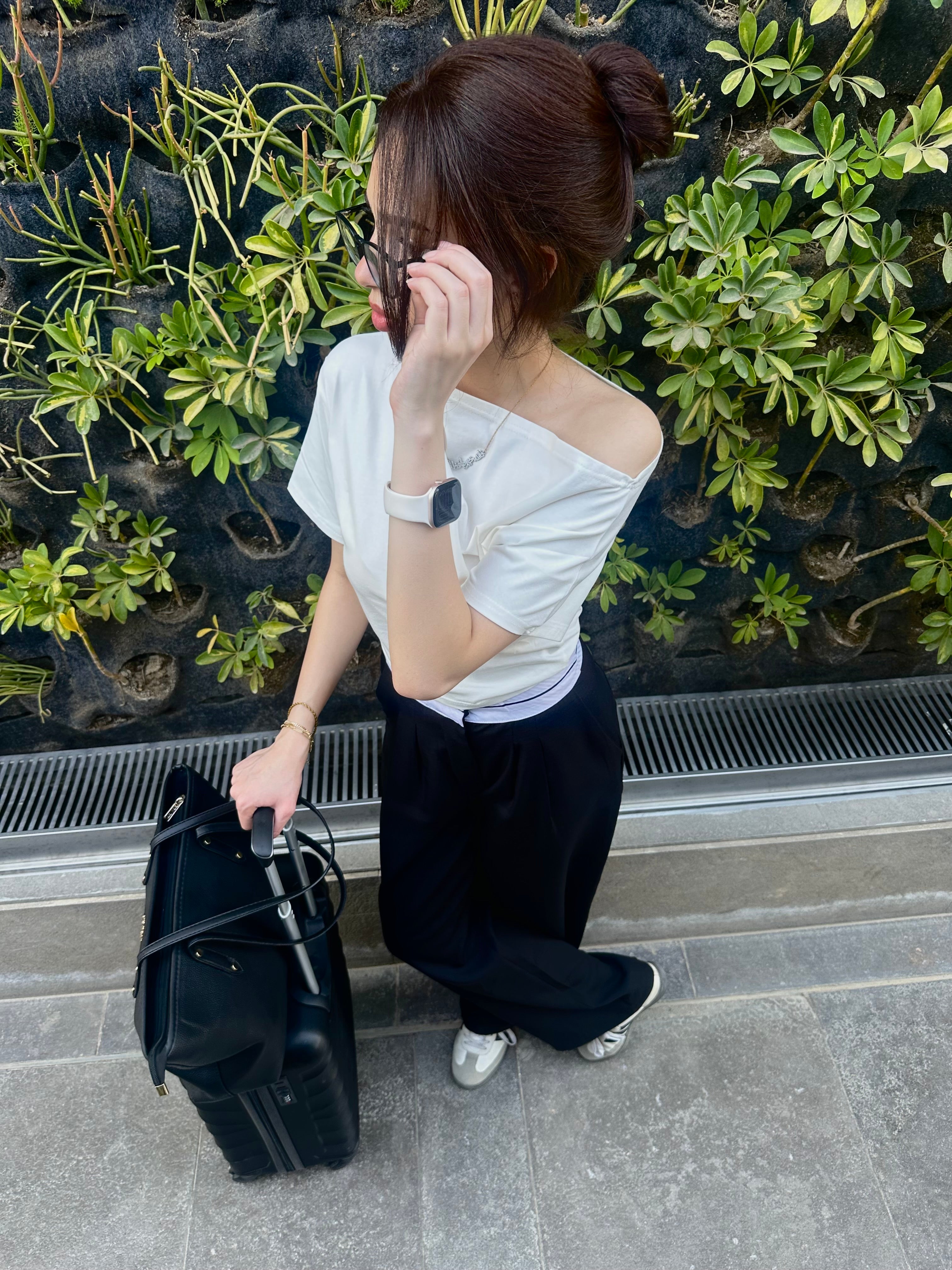 Off-shoulder