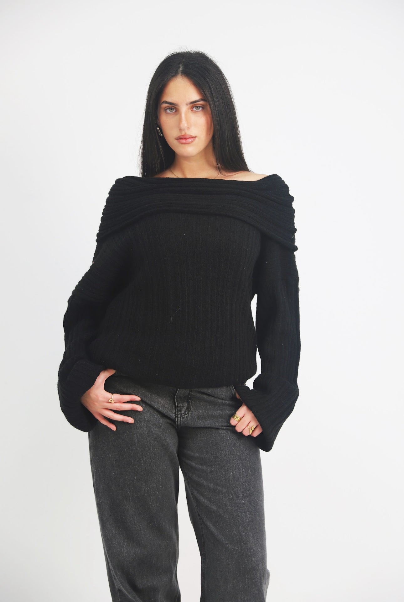 Off-Shoulder sweater